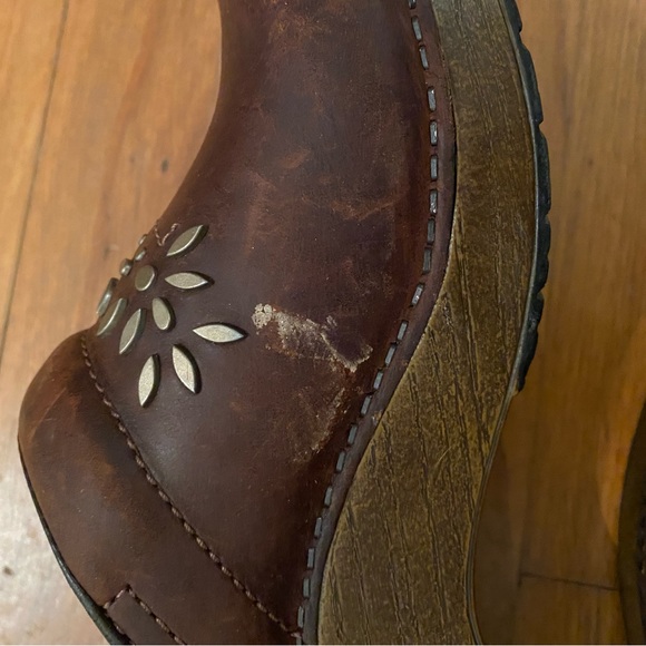 Dansko Clogs - Picture 2 of 4